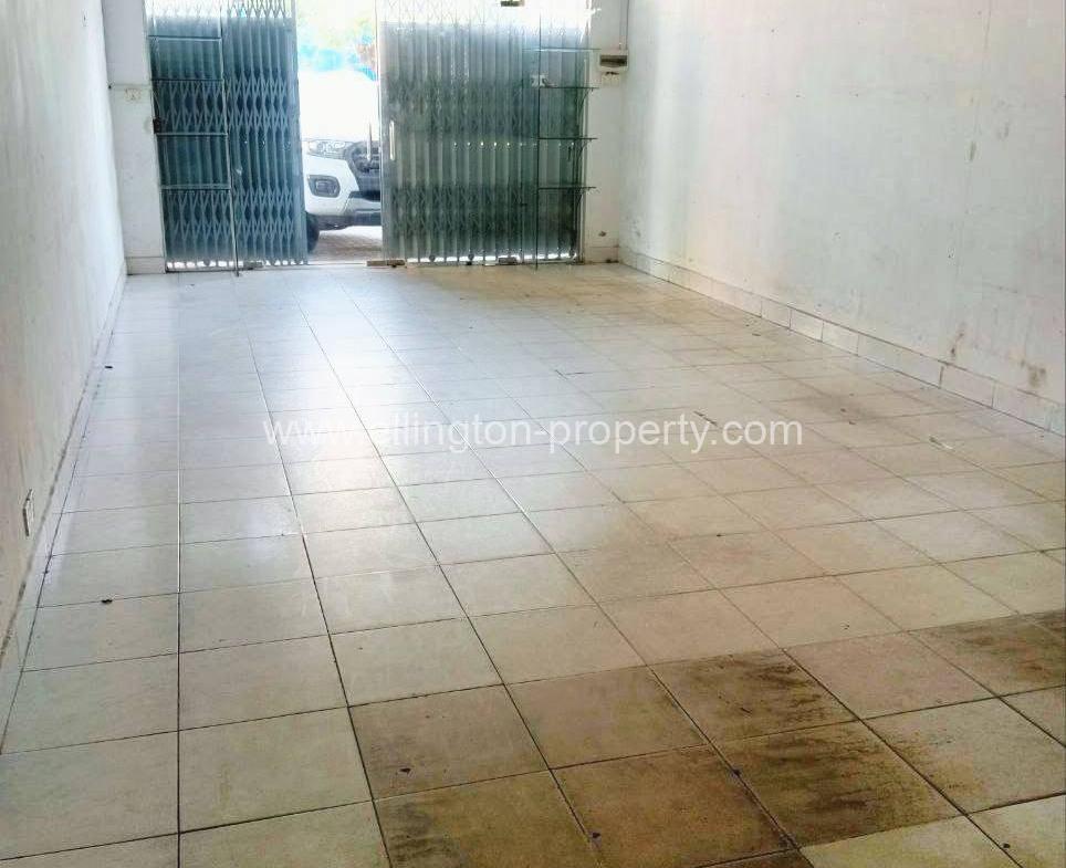 House For Rent In Daun Penh Area. - Ellington Property