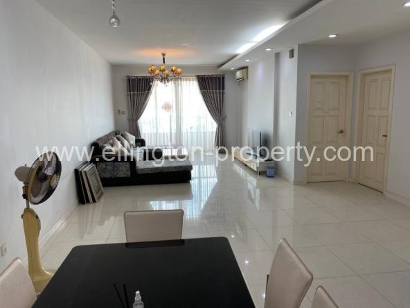 2 Bedrooms Service Apartment For Rent - Ellington Property