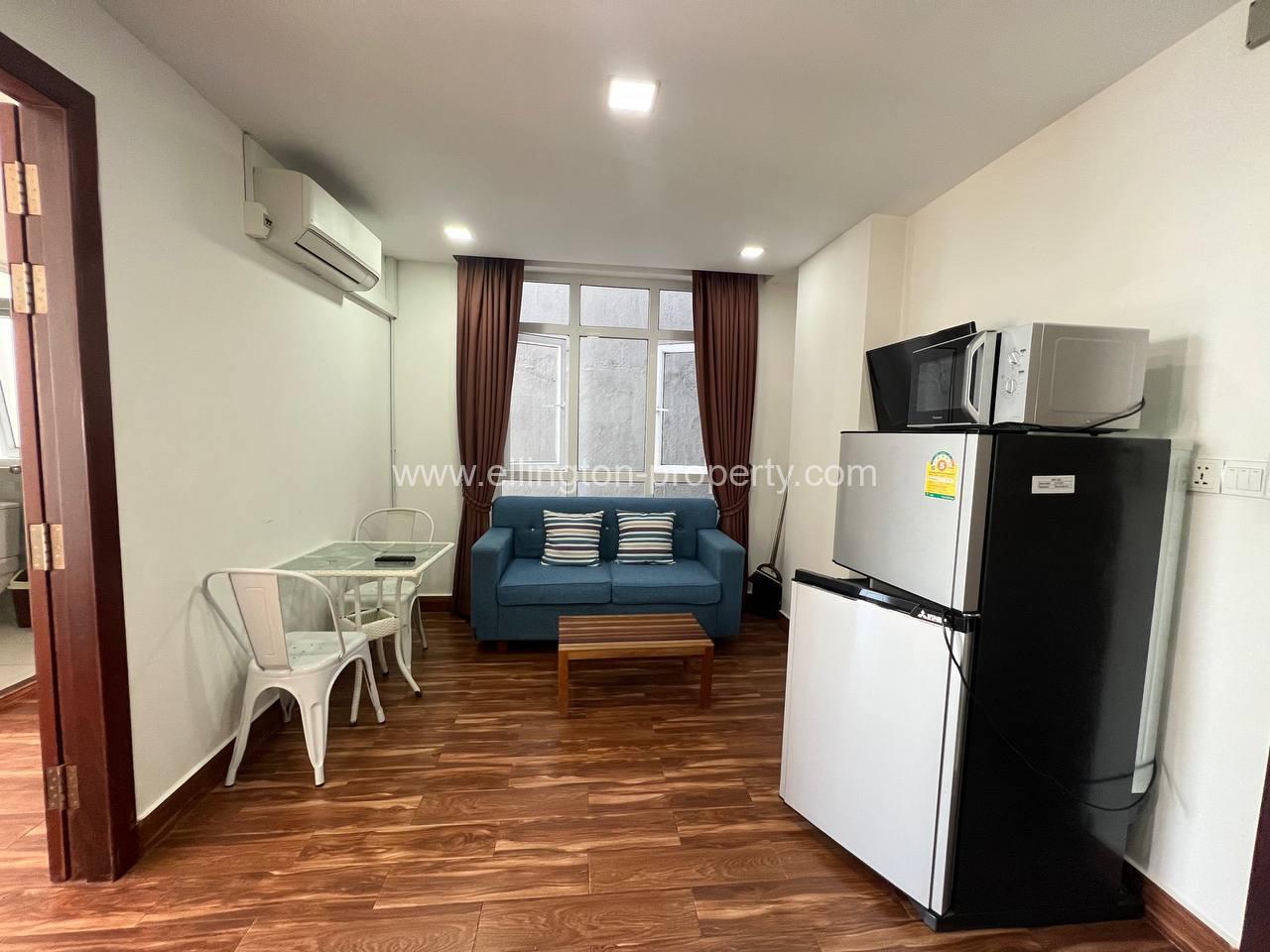 1 Bedroom Service Apartment For Rent - Ellington Property