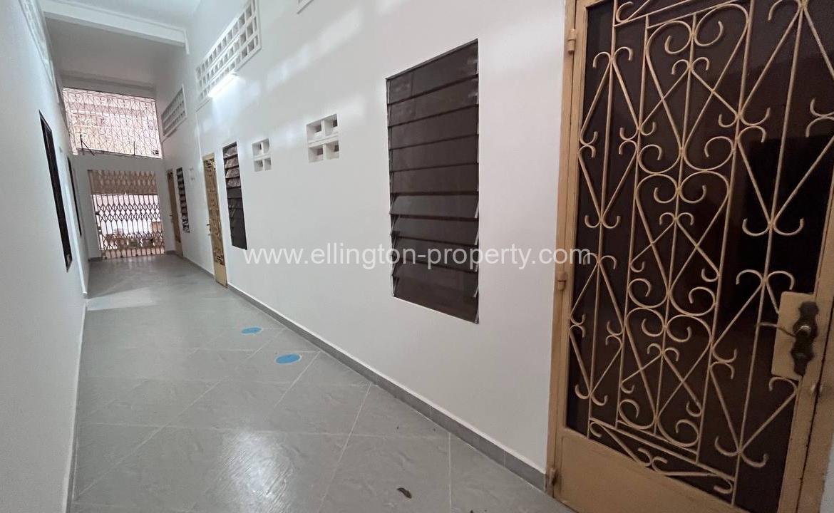 10 Bedrooms House For Rent Daun Penh - Ellington Property