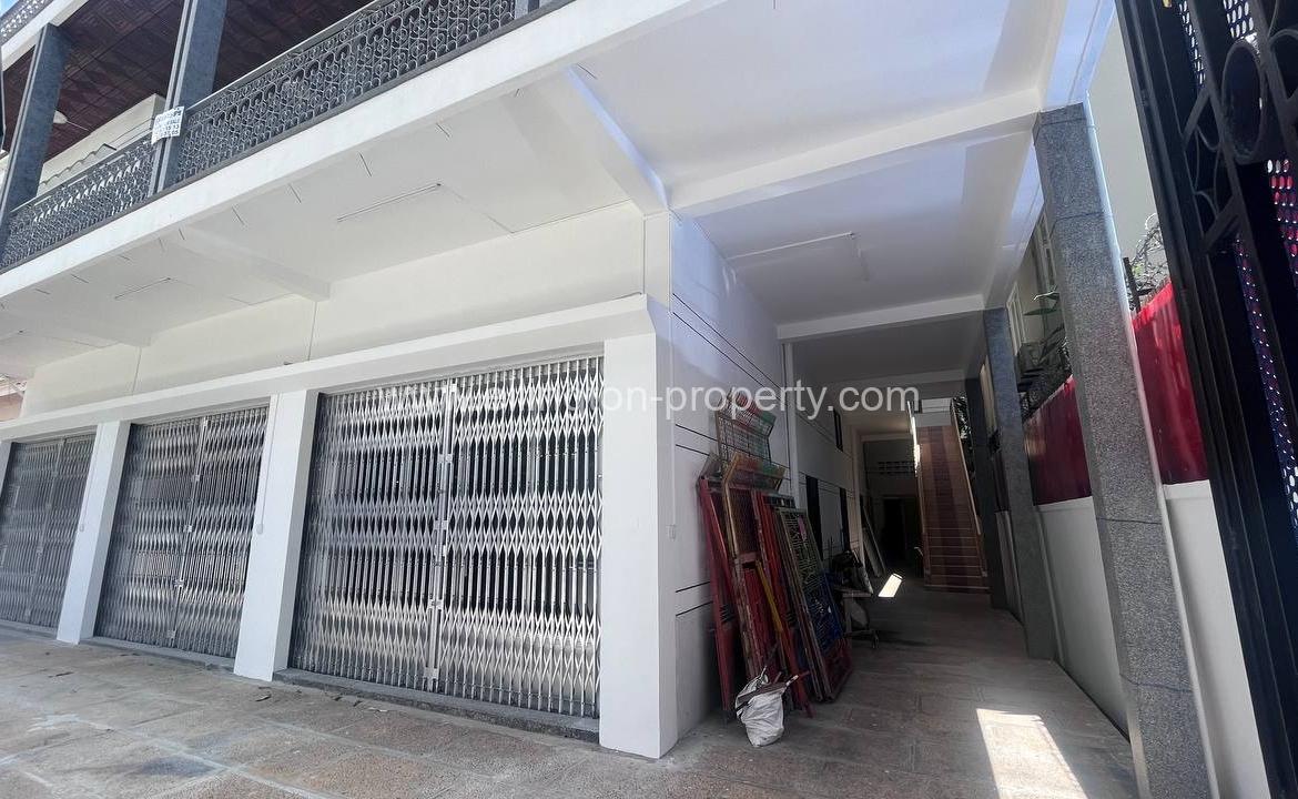 10 Bedrooms House For Rent Daun Penh - Ellington Property