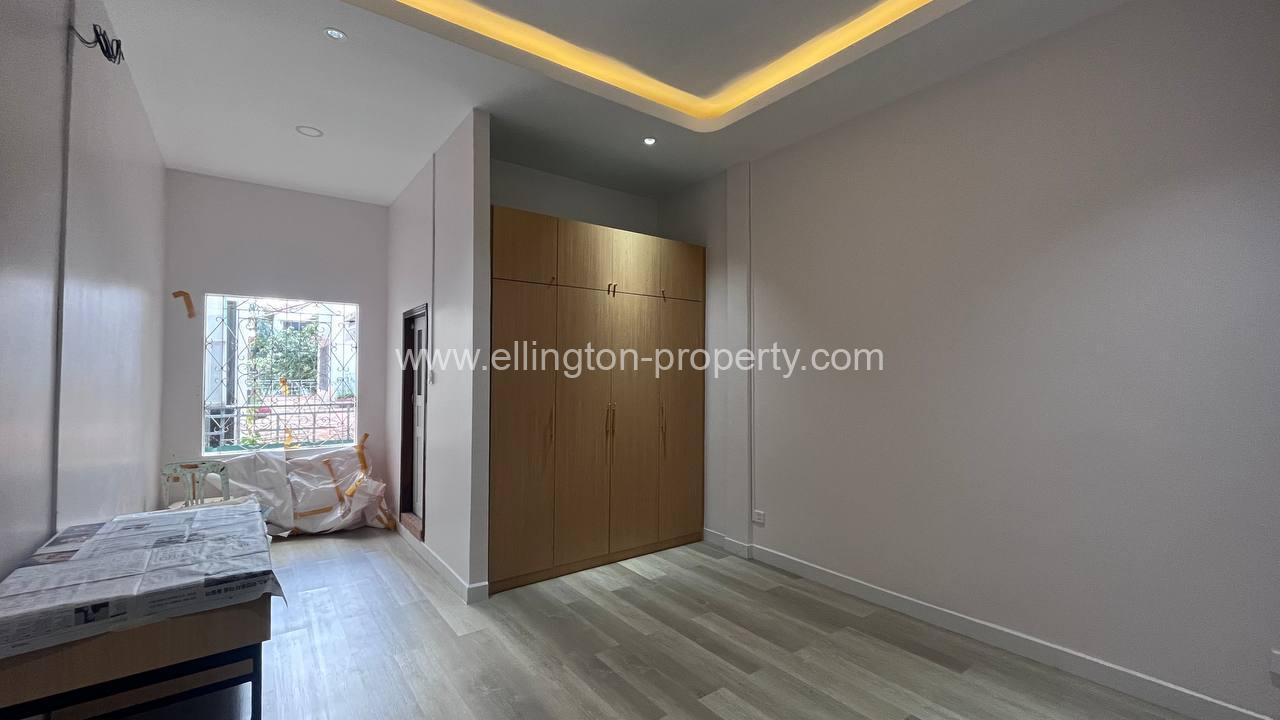 10 Bedrooms House For Rent Daun Penh - Ellington Property