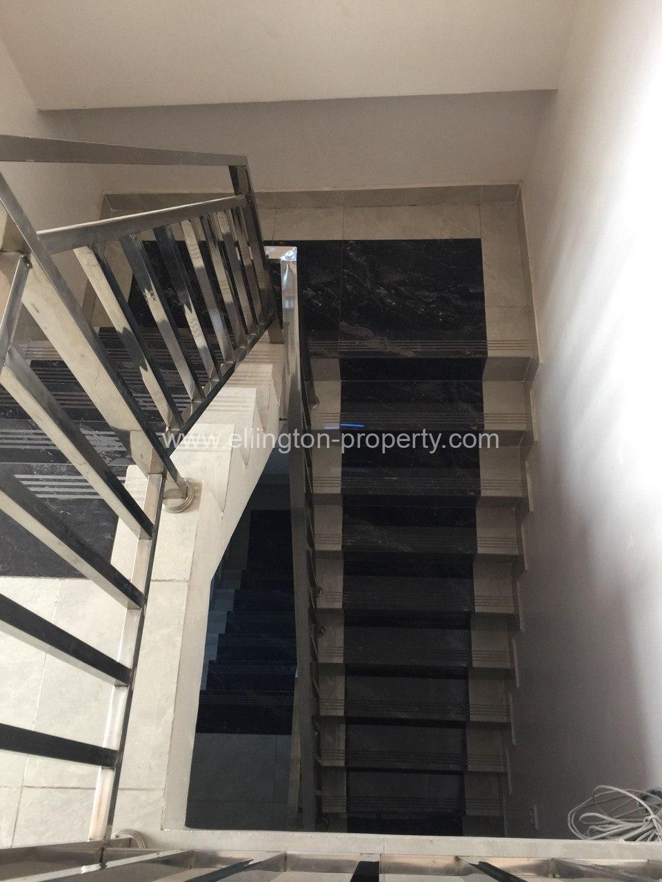 The Whole Building For Rent In Bkk3 Area - Ellington Property