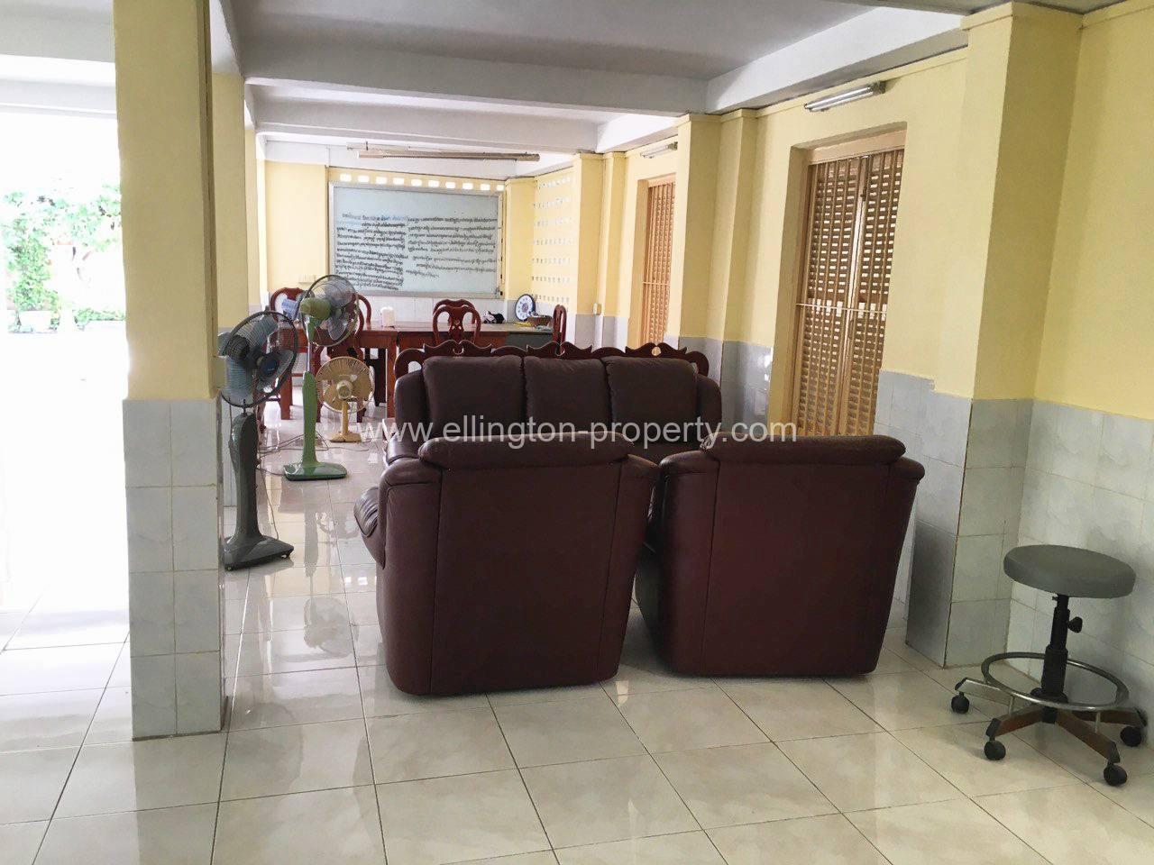 House Fo Rent In Daun Penh - Ellington Property