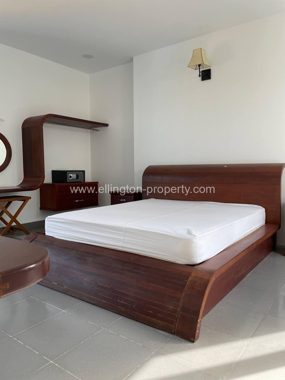 11 Bedrooms Villas For Rent In Bkk1 - Ellington Property