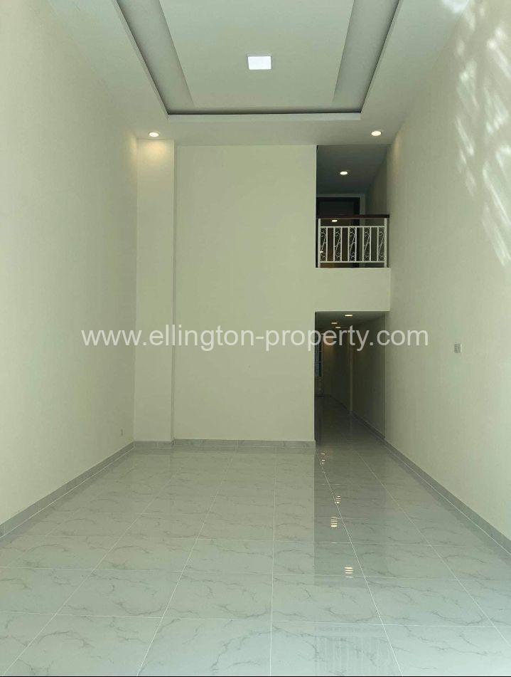 5 Bedrooms Flathouse For Rent In Chroy Changvar - Ellington Property