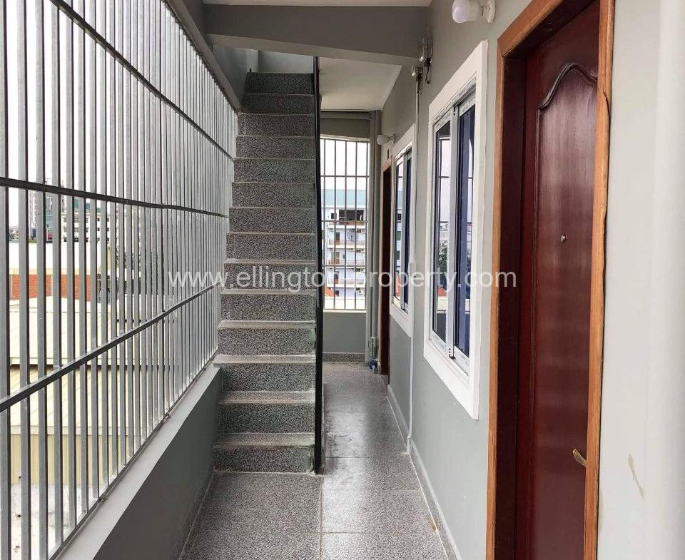 1 Bedroom Apartment For Rent - Ellington Property