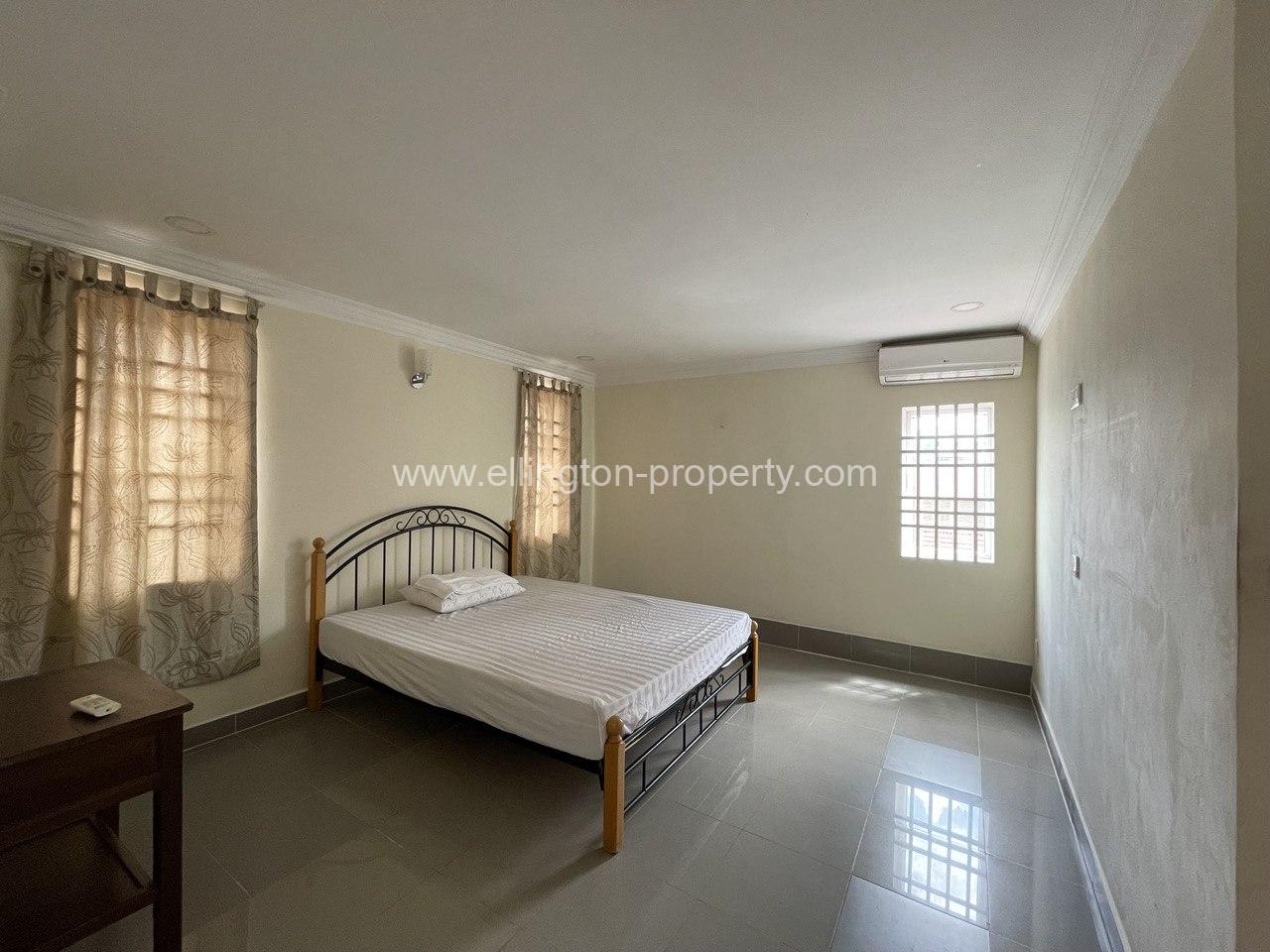 2 Bedrooms Apartment For Rent In Bkk3 - Ellington Property