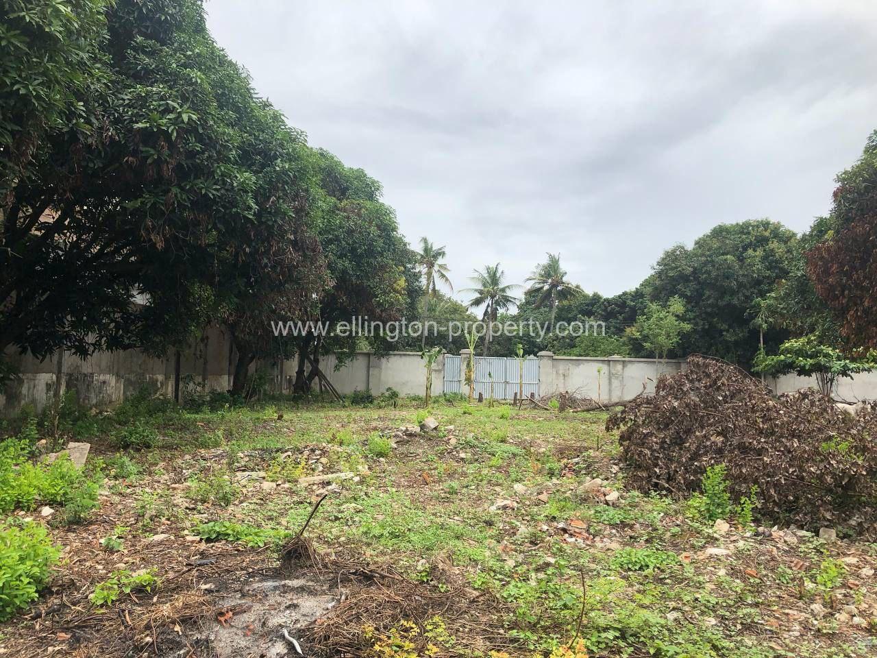 Land For Rent In Chroy Changvar - Ellington Property