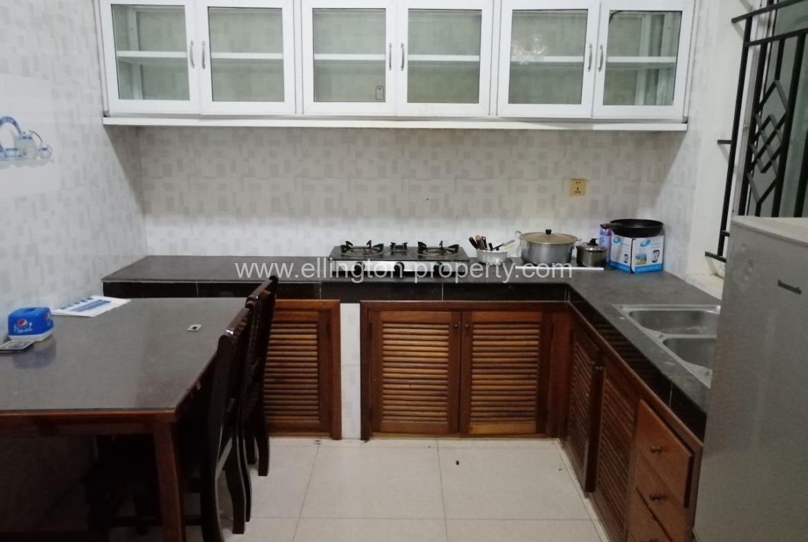 1 Bedroom Flathouse For Rent - Ellington Property