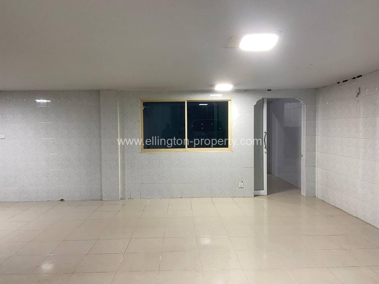 Shophouse For Rent In Daun Penh - Ellington Property