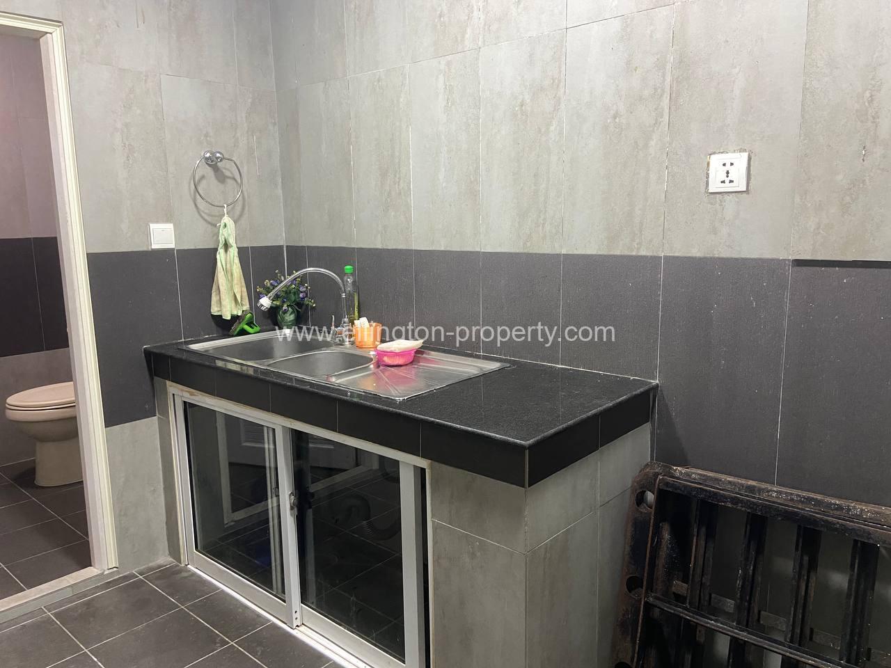 Shophouse For Rent In Daun Penh - Ellington Property