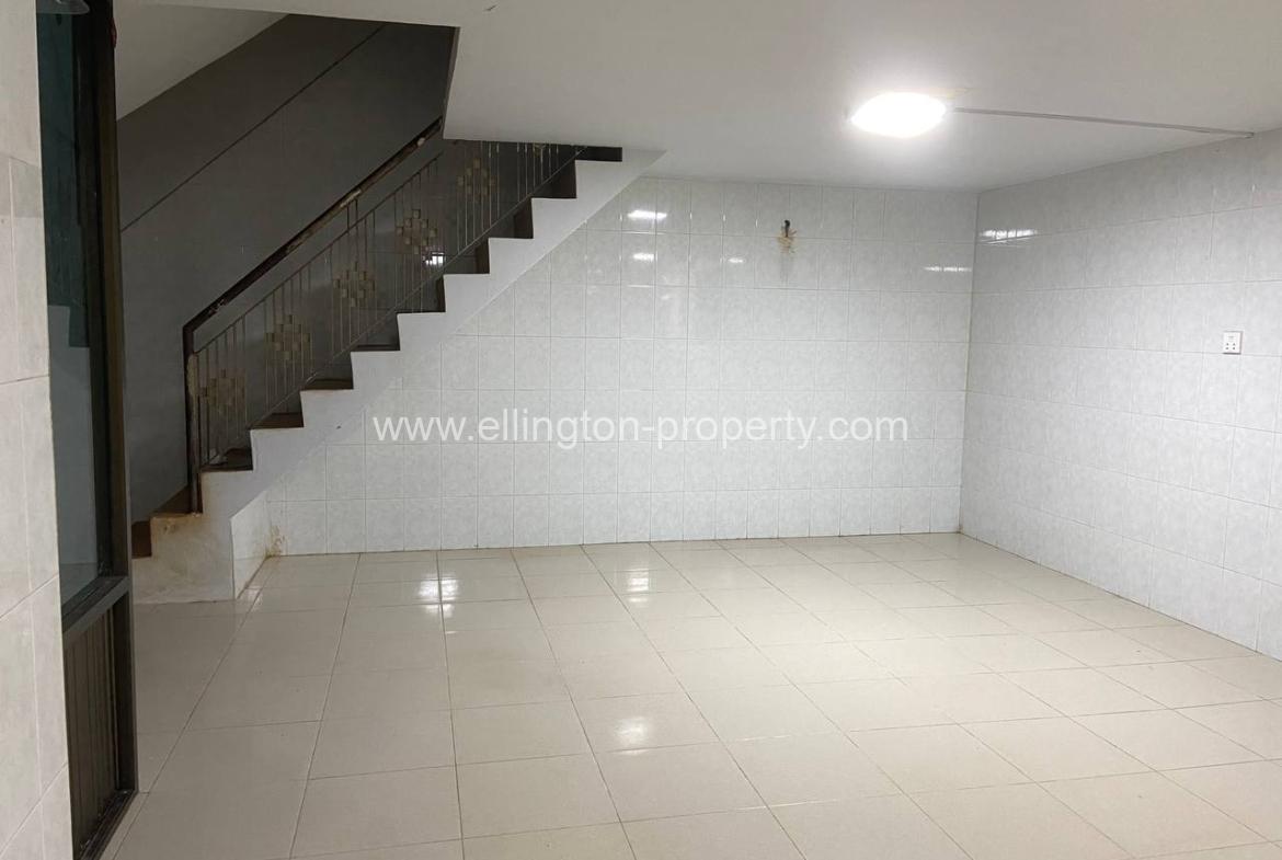 Shophouse For Rent In Daun Penh - Ellington Property