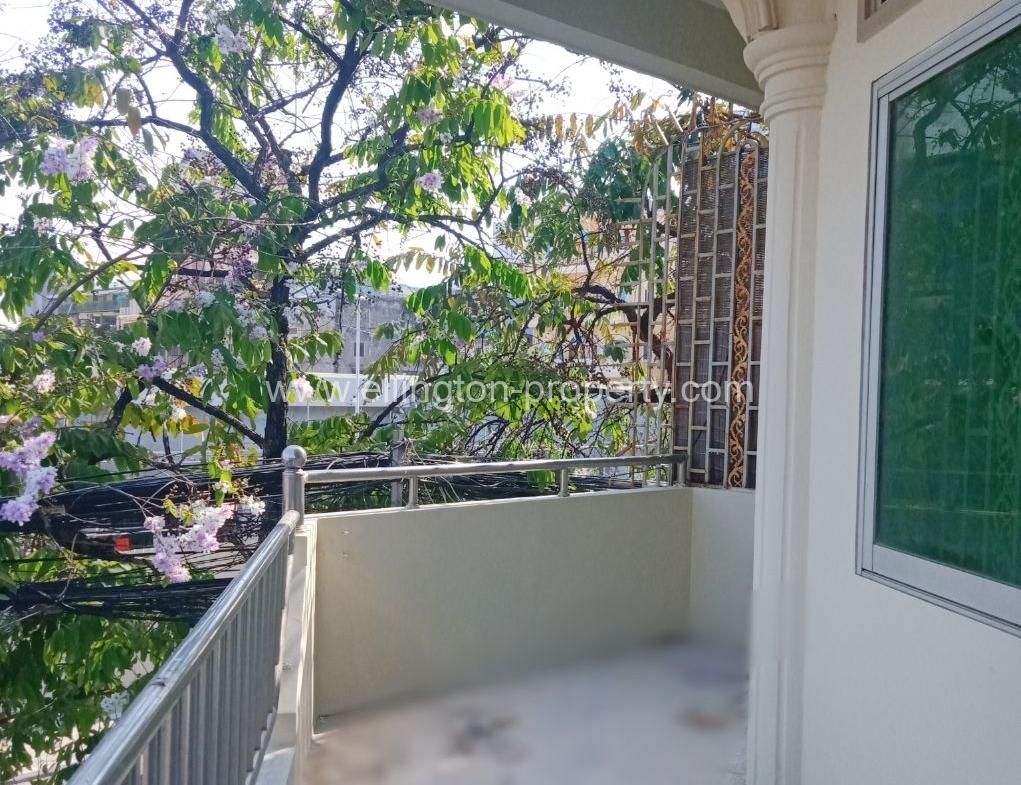 6 Bedrooms Flathouse Rent In Daun Penh - Ellington Property