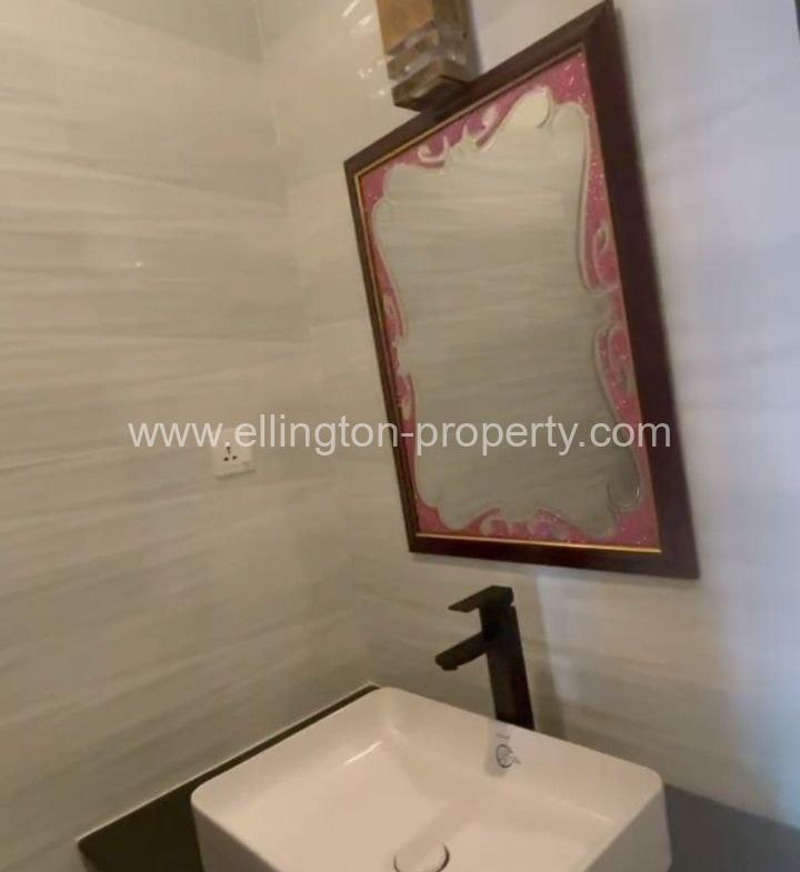 Bulding For Rent In Daun Penh - Ellington Property