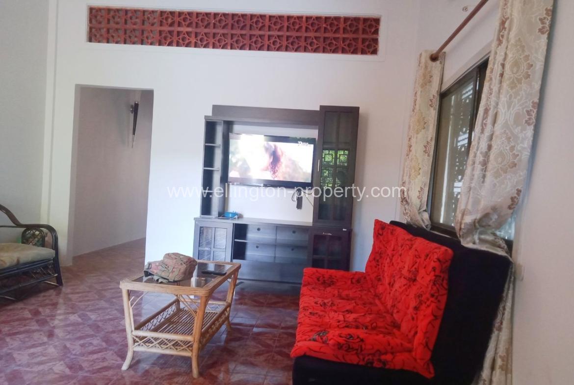 Shophouse For Rent In Daun Penh - Ellington Property