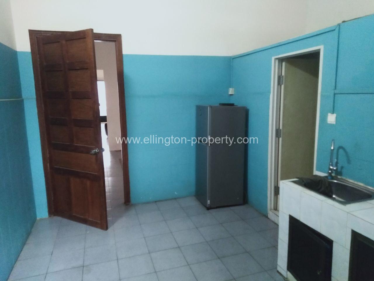 1 Bedroom Apartment For Rent In Daun Penh - Ellington Property