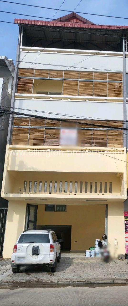 3 Bedrooms Flothouse For Rent In Sen Sok - Ellington Property