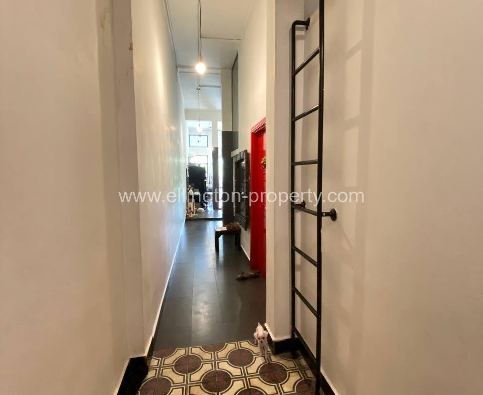 3 Bedrooms Apartment For Sale In Daun Penh - Ellington Property