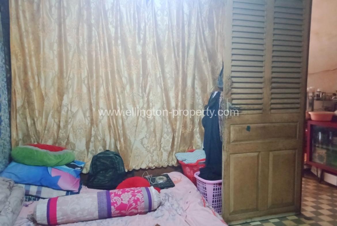 1 Bedroom Apartment For Sale In Daun Penh - Ellington Property