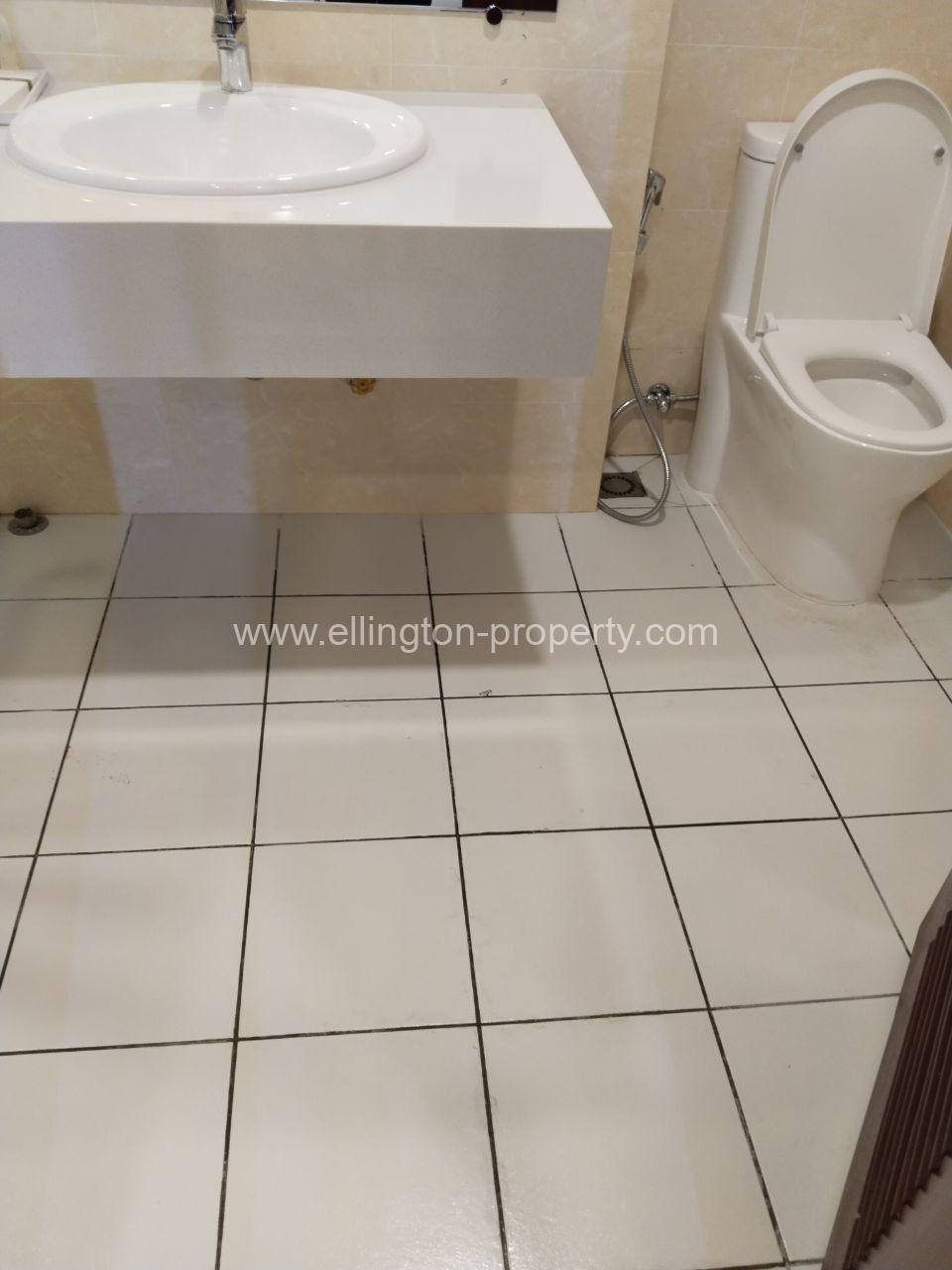 2 Bedrooms Apartment For Rent - Ellington Property