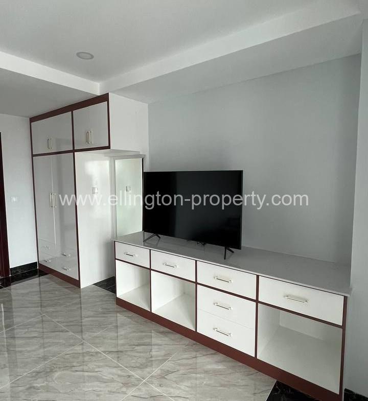 1 Bedroom Service Apartment For Rent In Bkk2 - Ellington Property