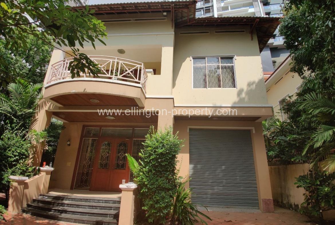 Villa For Rent In Chamkarmon - Ellington Property