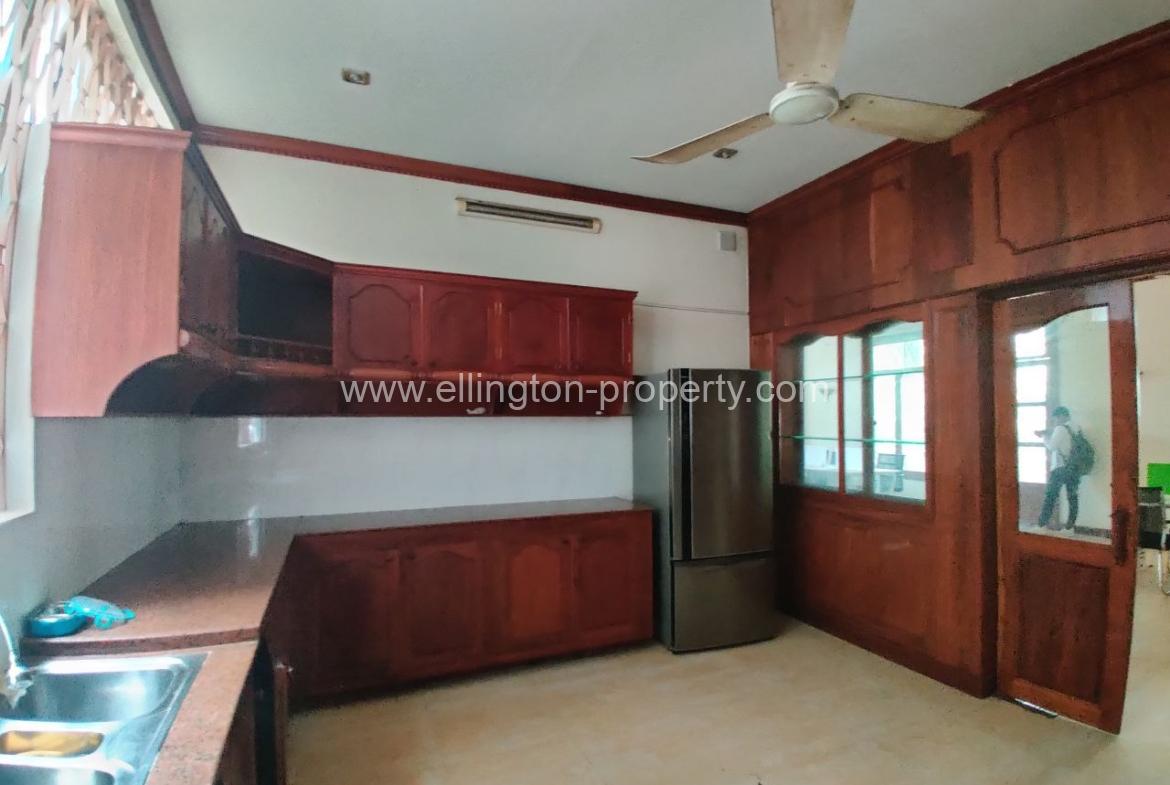 Villa For Rent In Chamkarmon - Ellington Property