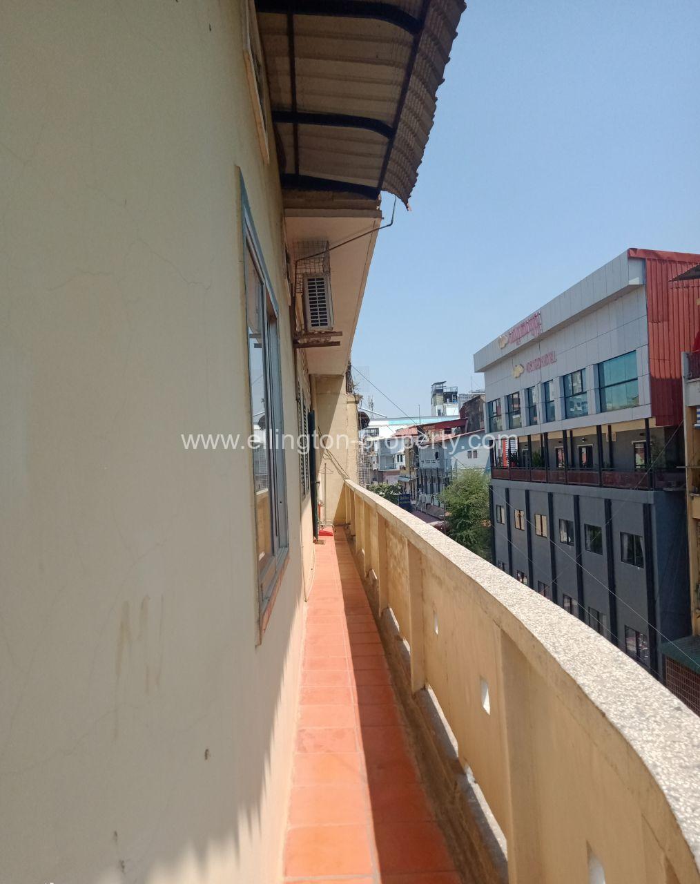 Flathouse For Sale In Daun Penh - Ellington Property