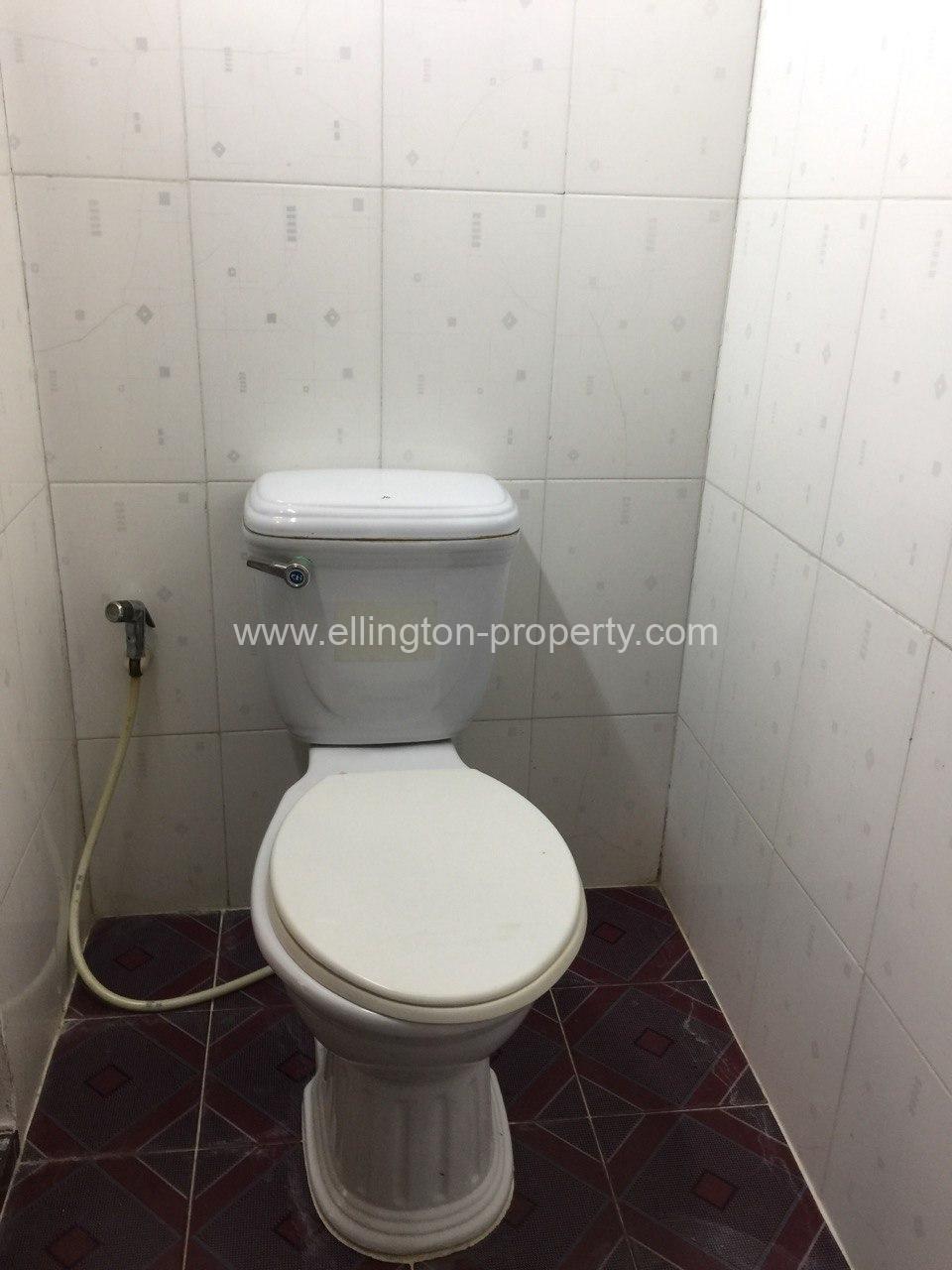 1 Bedroom Apartment For Rent In Bkk3 - Ellington Property