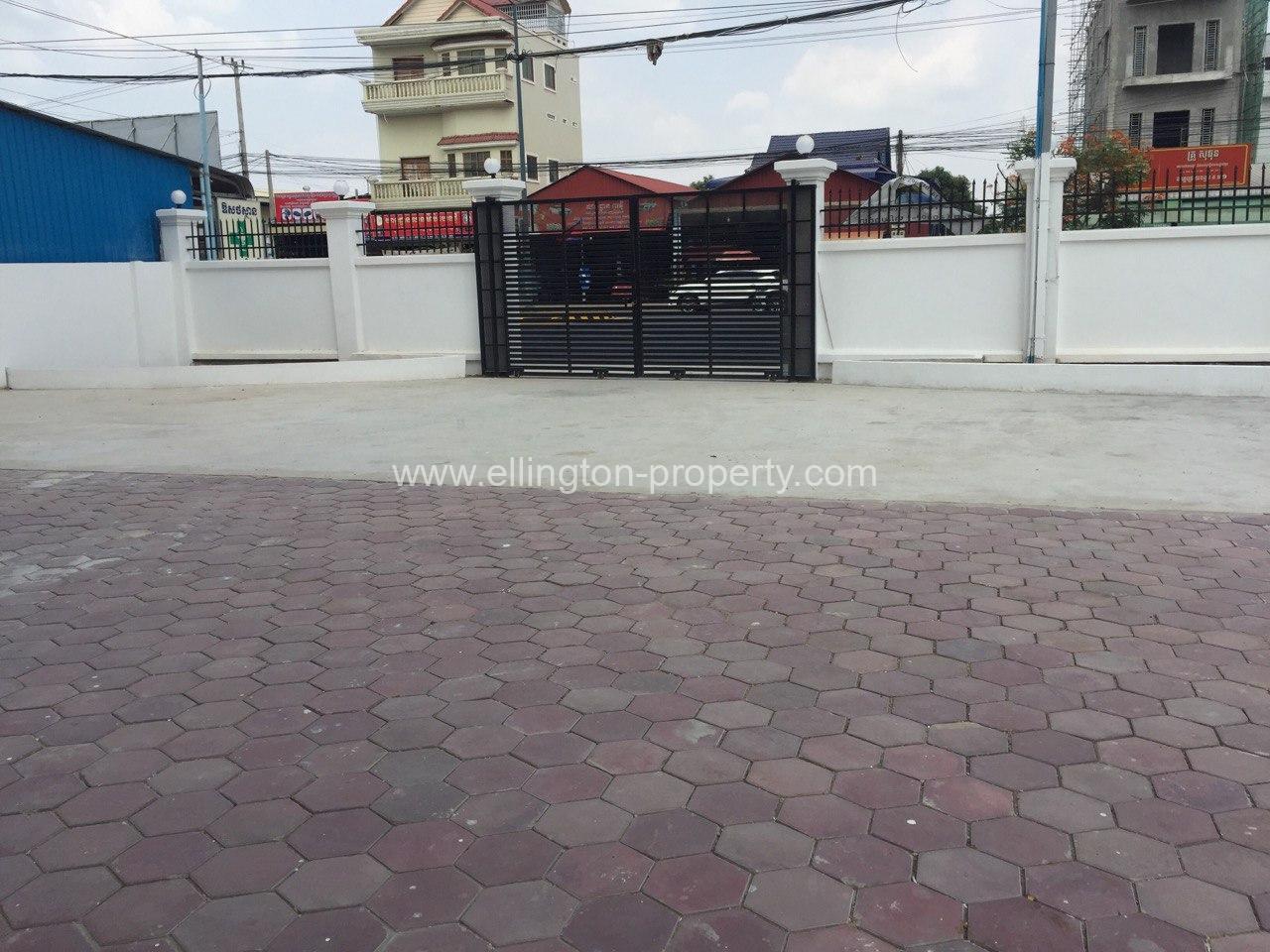 3 Flathouse For Rent In Chroy Changvar - Ellington Property