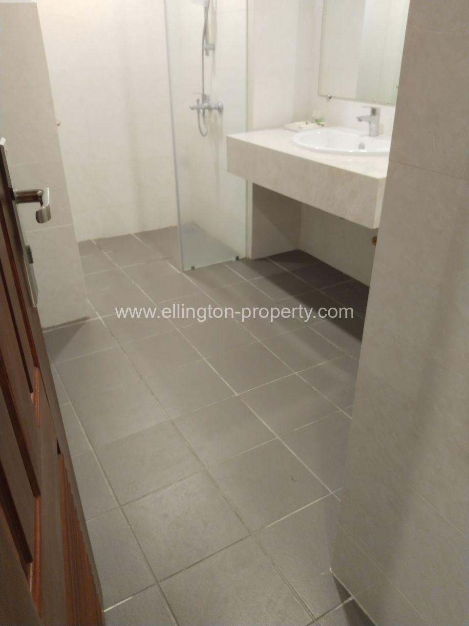 1/2 Bedrooms Apartment For Rent - Ellington Property