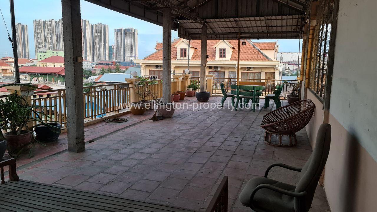 Flathouse For Sale In Tonle Bassac - Ellington Property