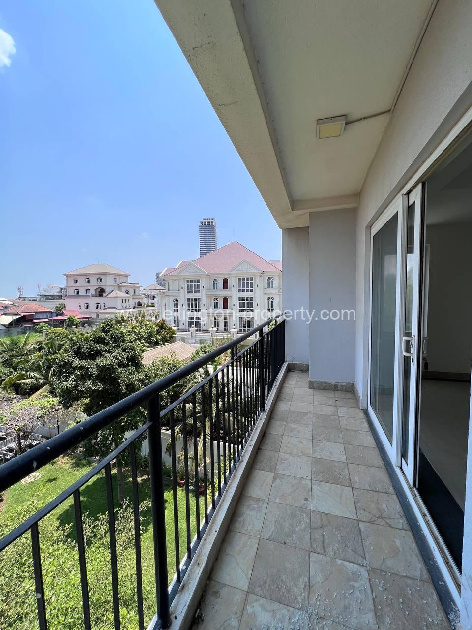 3 Bedrooms Condo For Sale In Chroy Changvar Area - Ellington Property