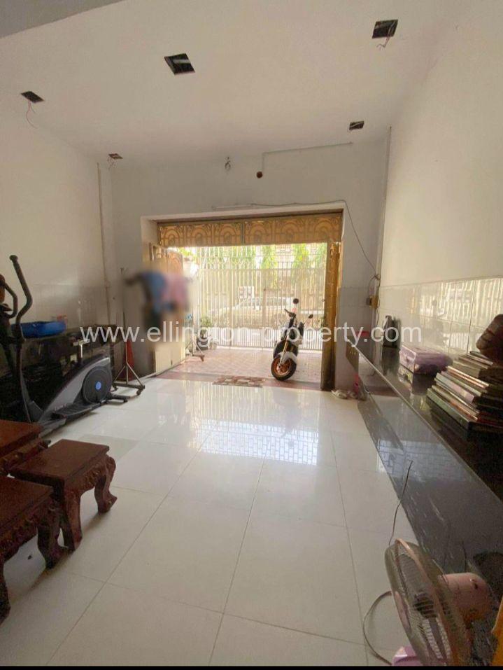 Flathouse For Sale In Bkk3 - Ellington Property