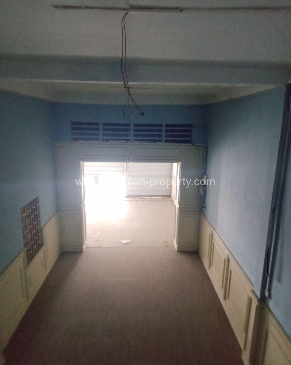 Shophouse For Rent In Tumnob Tuek - Ellington Property