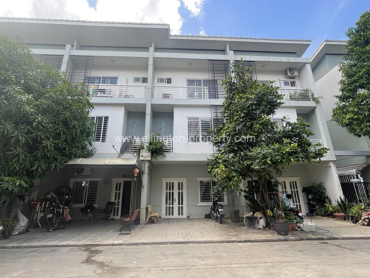 Villa For Rent In Borey Peng Huoth Boerng Snor - Ellington Property