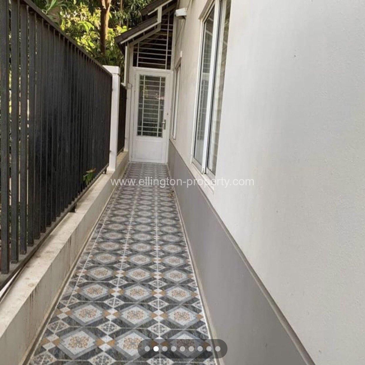 Villa For Rent In Borey Peng Huoth Boerng Snor - Ellington Property