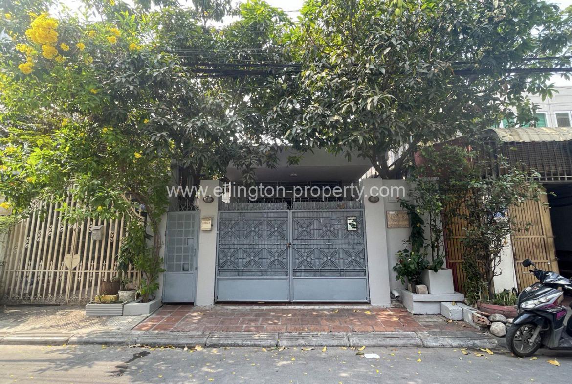 Flat House For Rent In Bkk - Ellington Property