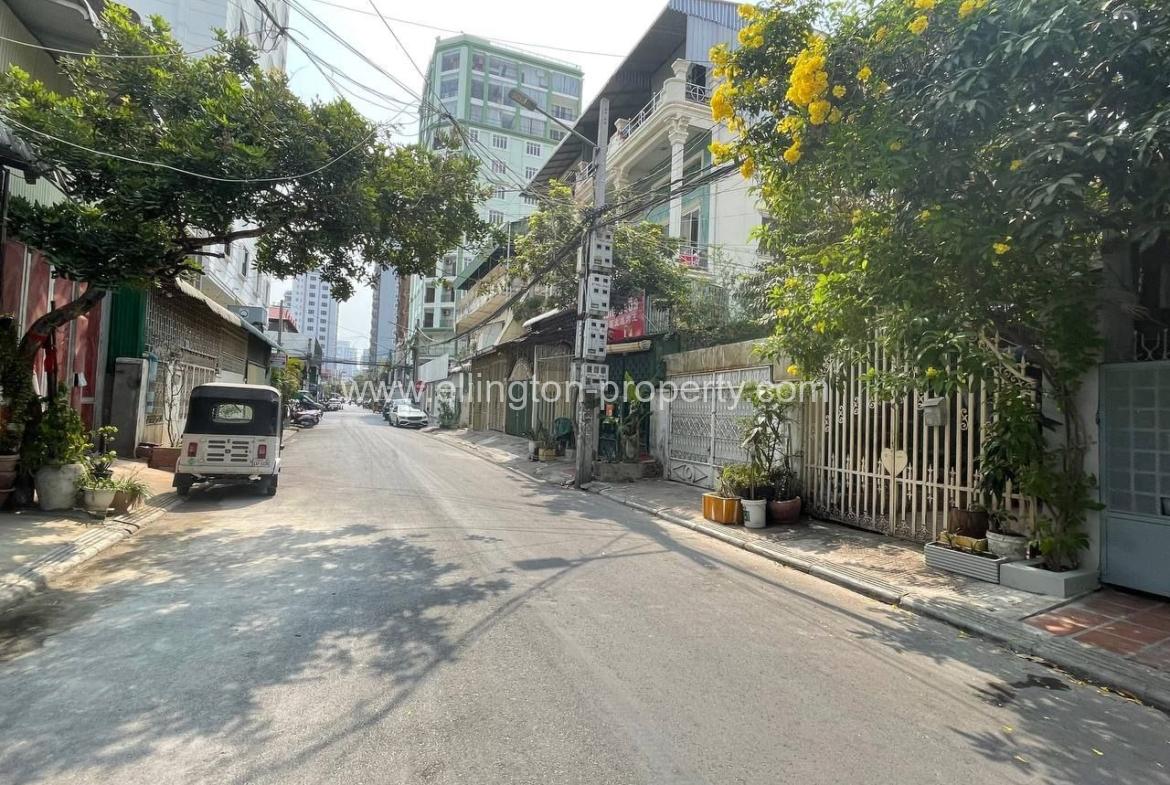 Flat House For Rent In Bkk - Ellington Property