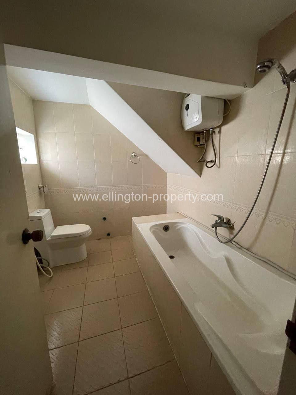 Shophouse For Rent In Bkk1 - Ellington Property