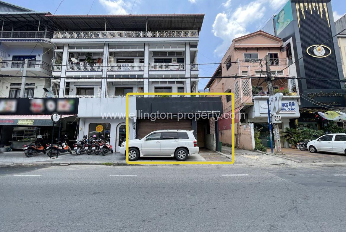 Shophouse For Rent In Bkk - Ellington Property