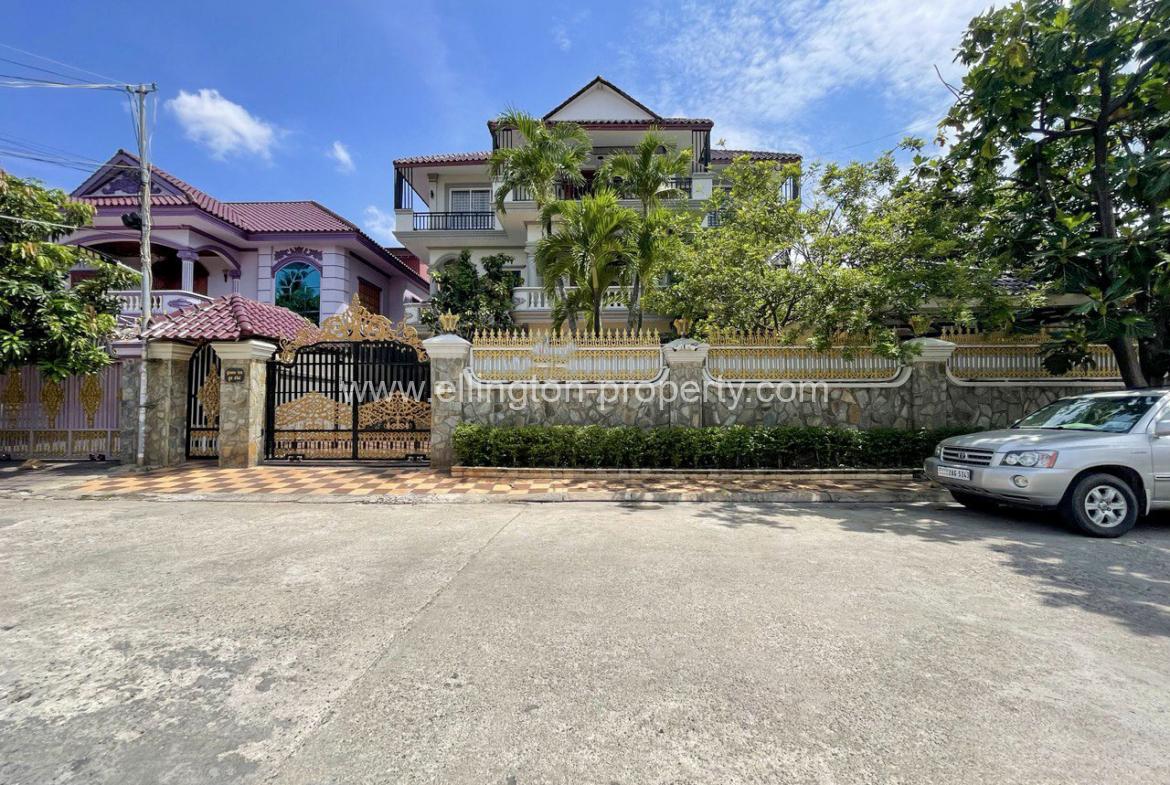 Villa For Rent In Toul Kork Area - Ellington Property