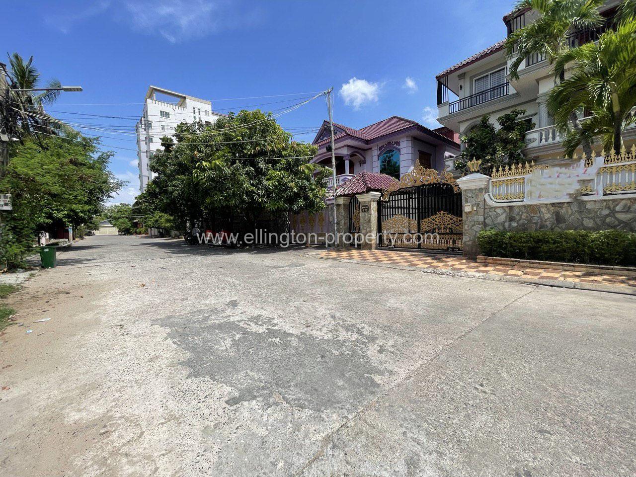 Villa For Rent In Toul Kork Area - Ellington Property