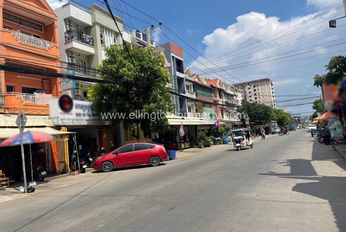 Shophouse For Rent In Pursen Chey - Ellington Property