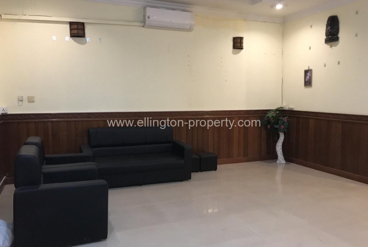 Villa For Rent In Chroy Changvar Area - Ellington Property