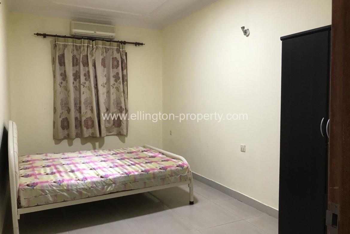 Villa For Rent In Chroy Changvar Area - Ellington Property