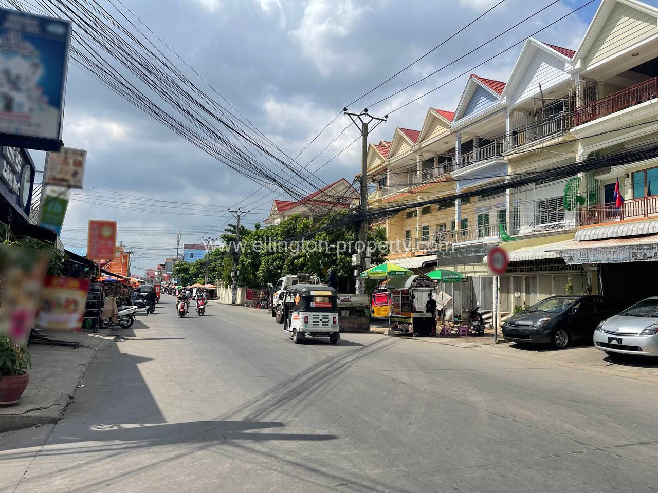 Shophouse For Rent In Pursen Chey - Ellington Property