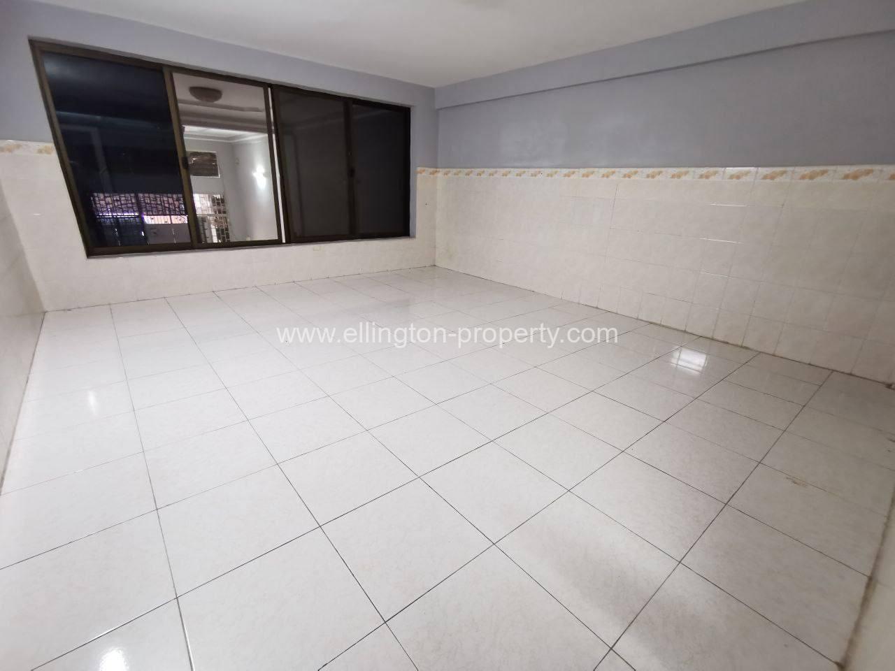 Flahouse For Rent Toul Tompong - Ellington Property