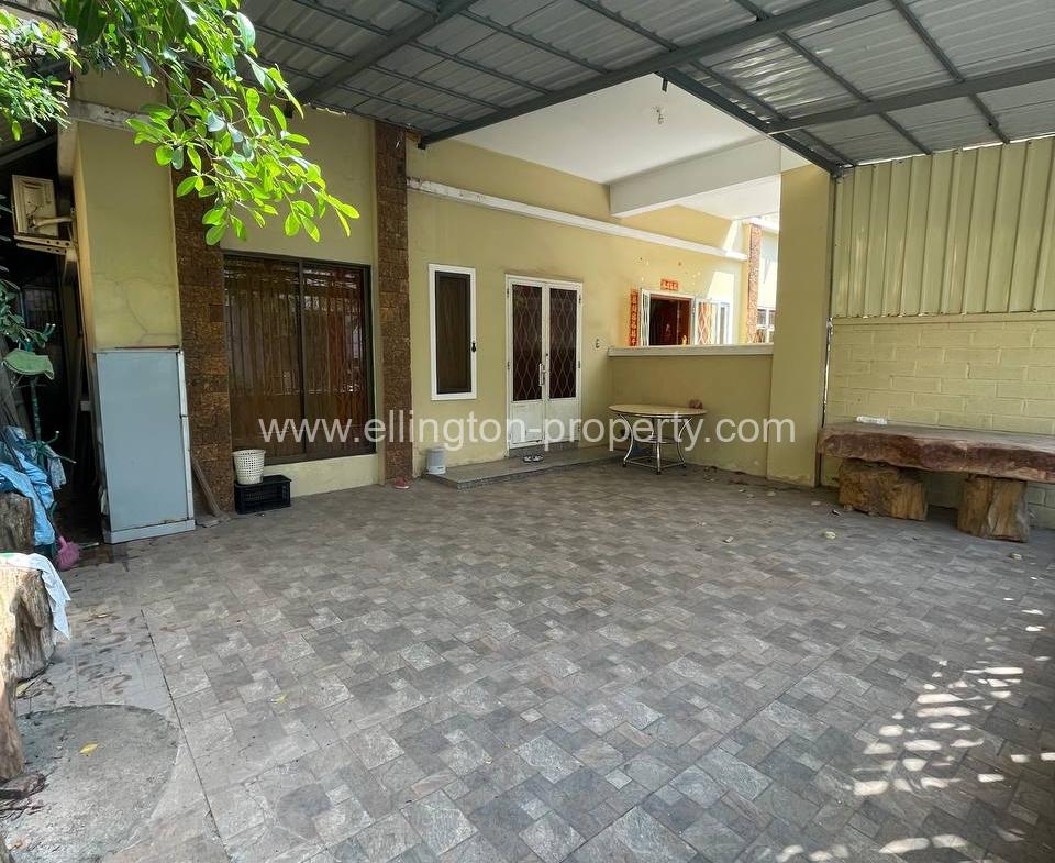 Villa For Rent At Chroy Changvar - Ellington Property